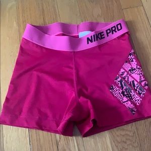 Pink Nike Pro Small